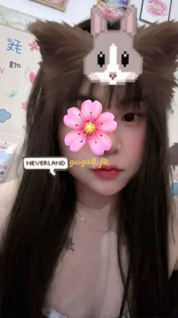 TUỆ NHI 1