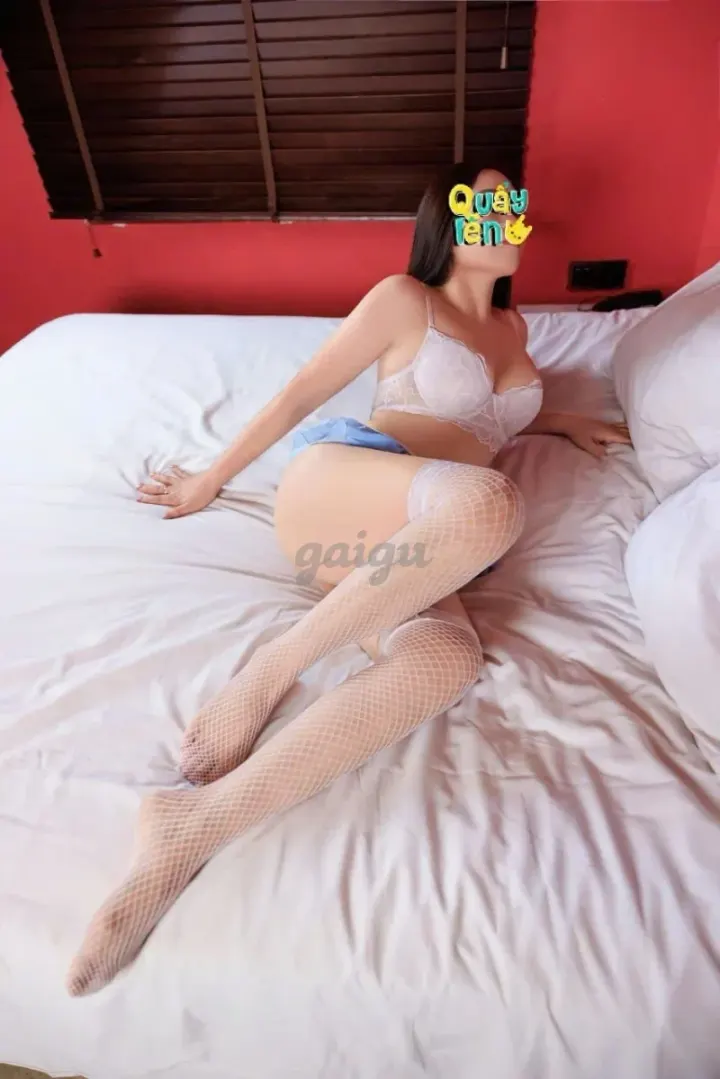 Gia Hân 3