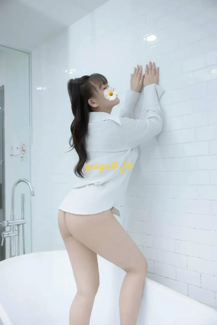 Gia Hân 4